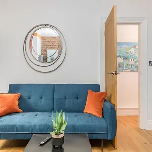 Apartment Stylish 2-bedroom Flat With Patio And Garden, Brighton